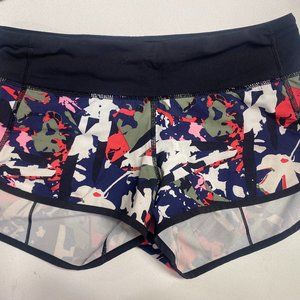 Lululemon Speed Shorts == Size 4